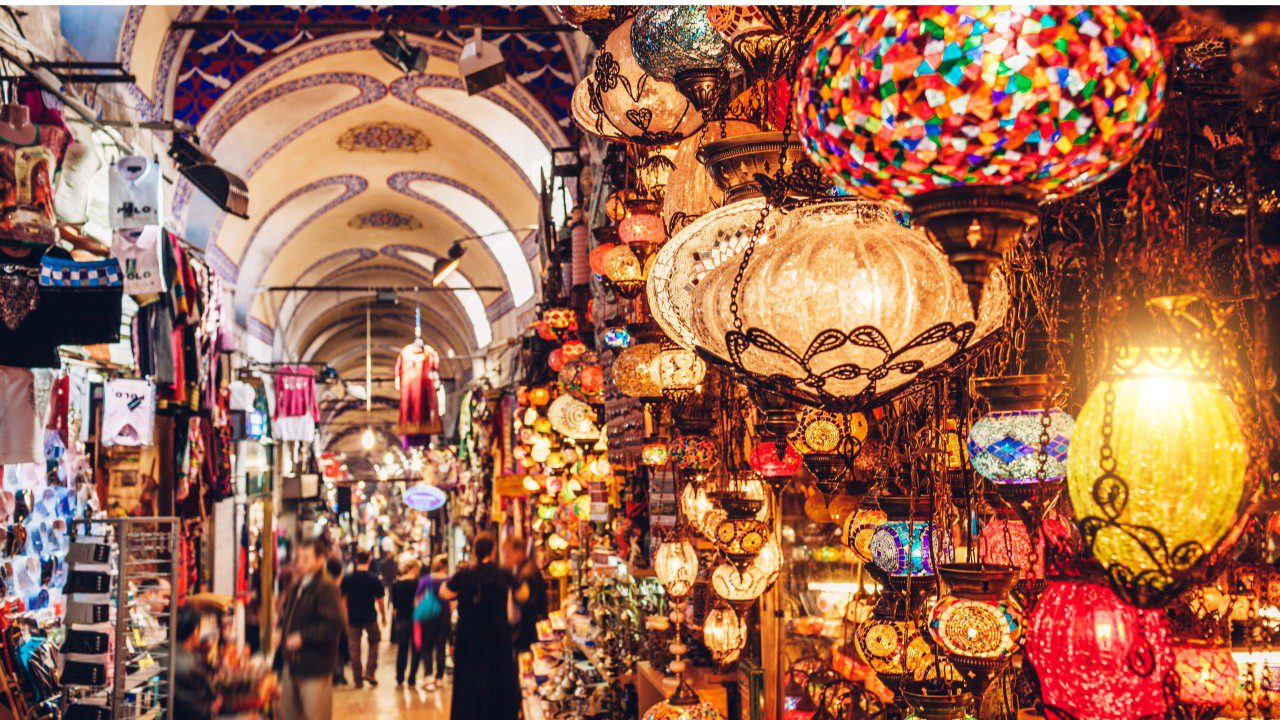 🕌 Top 10 Bazaars in Istanbul – Explore the City’s Timeless Markets